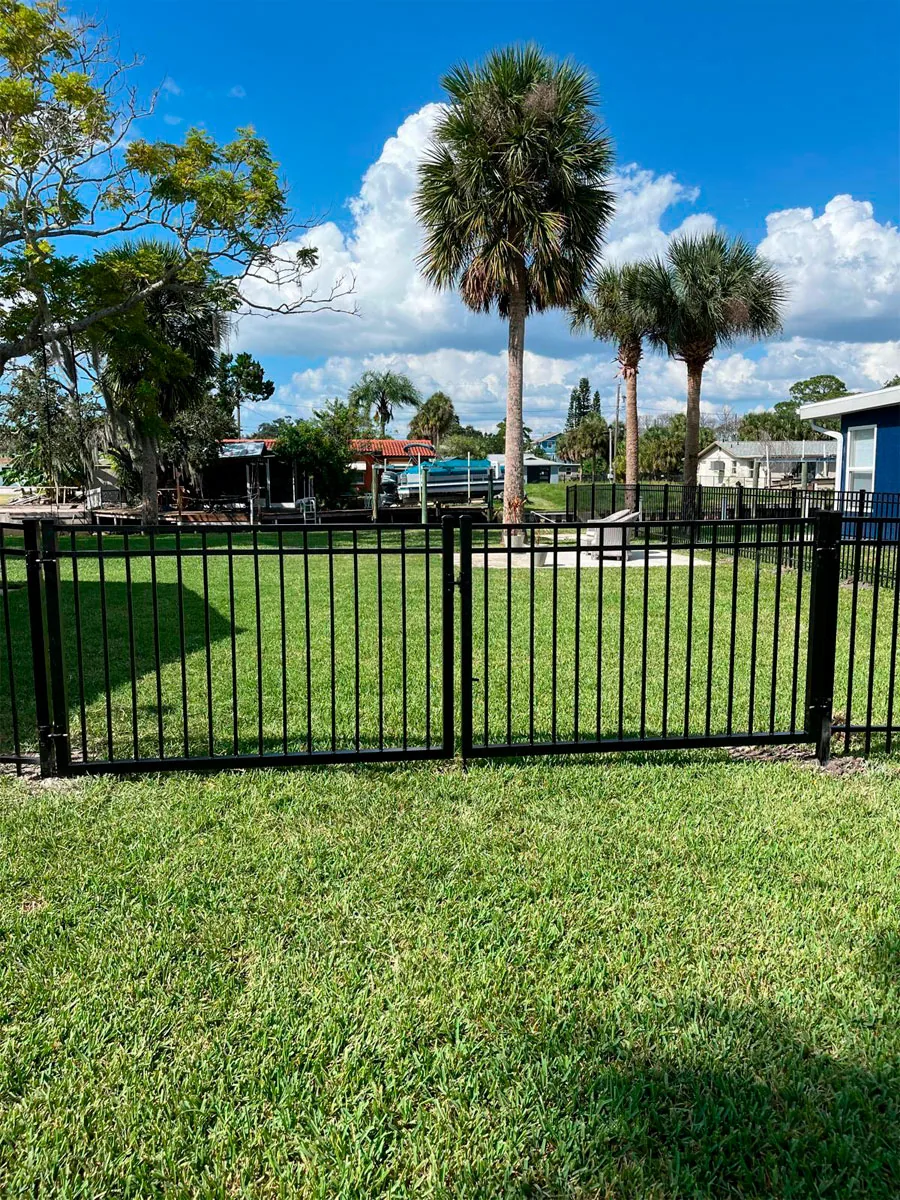 Black aluminum pool safety fence